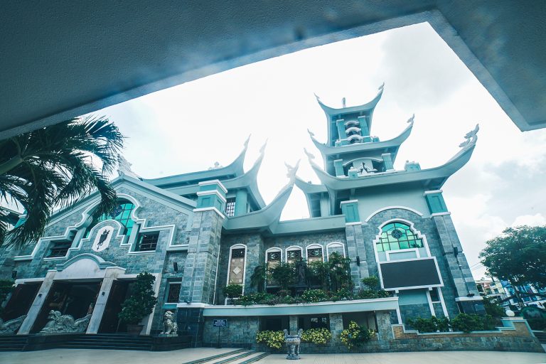 Nhà thờ Ba Chuông: Dáng dấp ngôi đình làng giữa Sài Gòn
